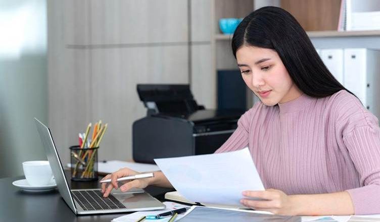 Why Accurate Pay Stubs Matter More in 2026