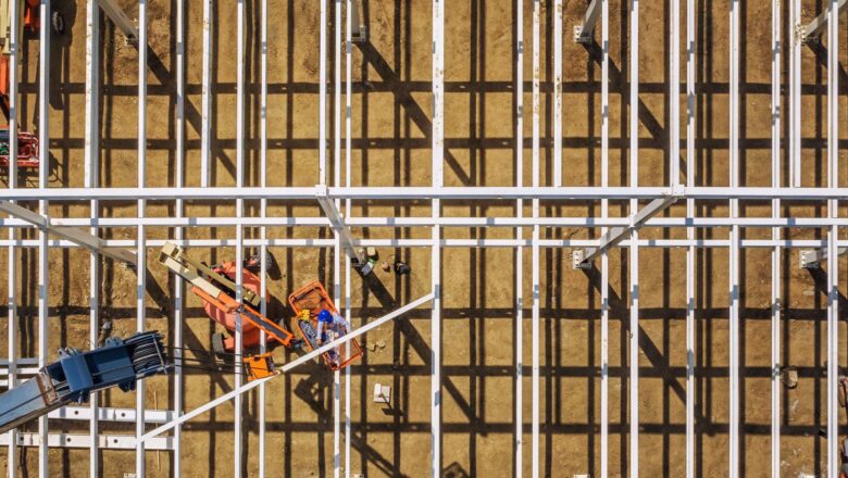 Professional Career Pathways in Switzerland’s Construction Industry